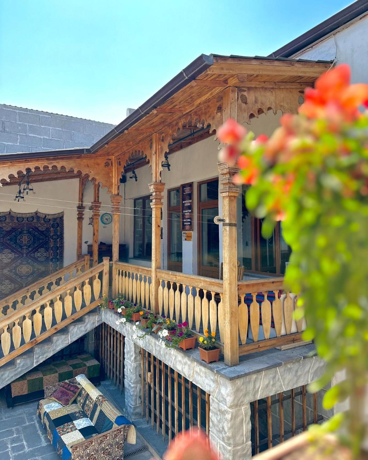 Machanents Art Hotel Vagharshapat ภายนอก รูปภาพ