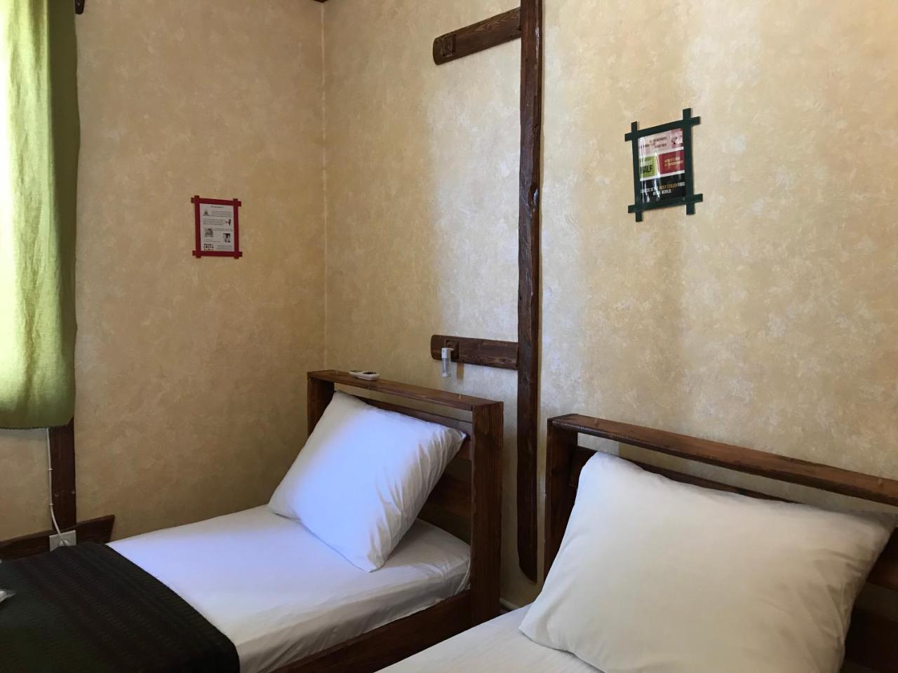 Machanents Art Hotel Vagharshapat ภายนอก รูปภาพ