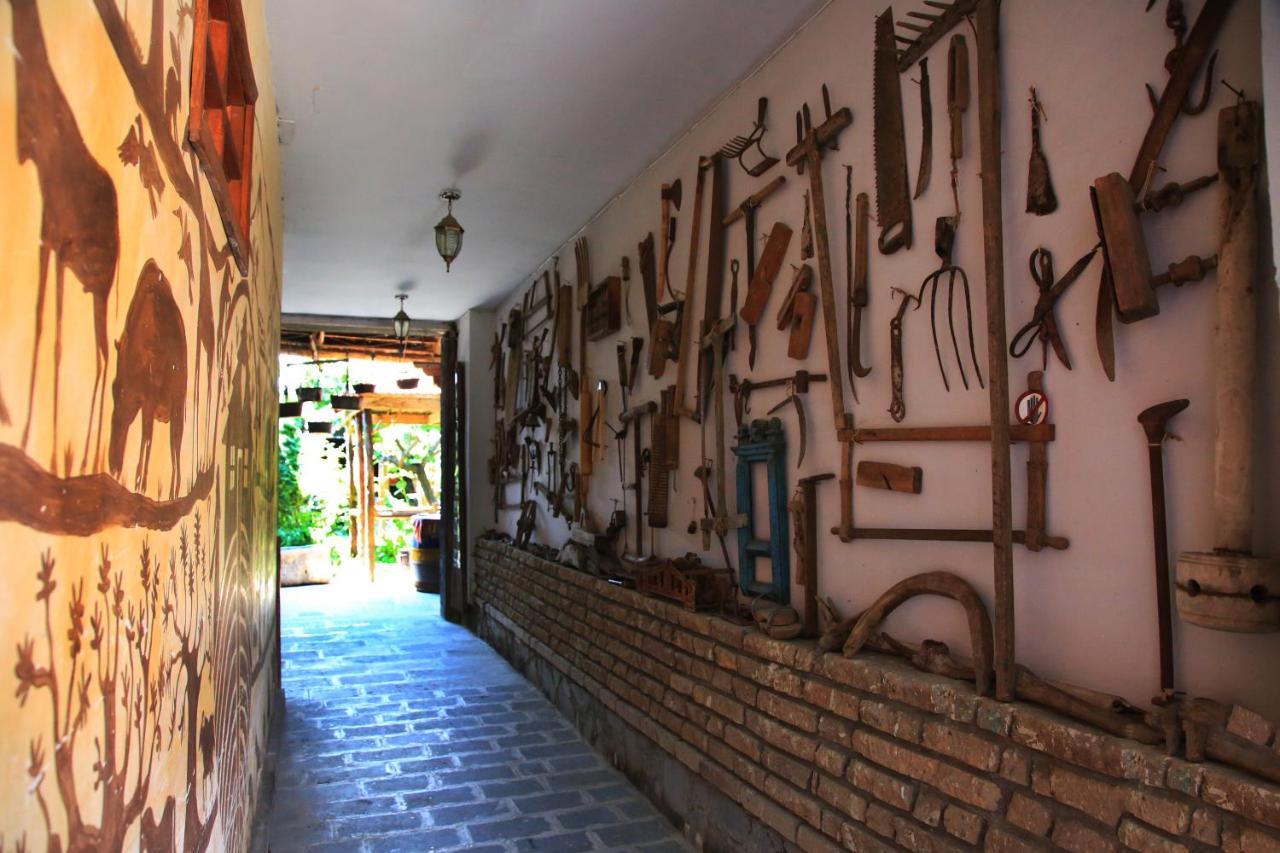 Machanents Art Hotel Vagharshapat ภายนอก รูปภาพ